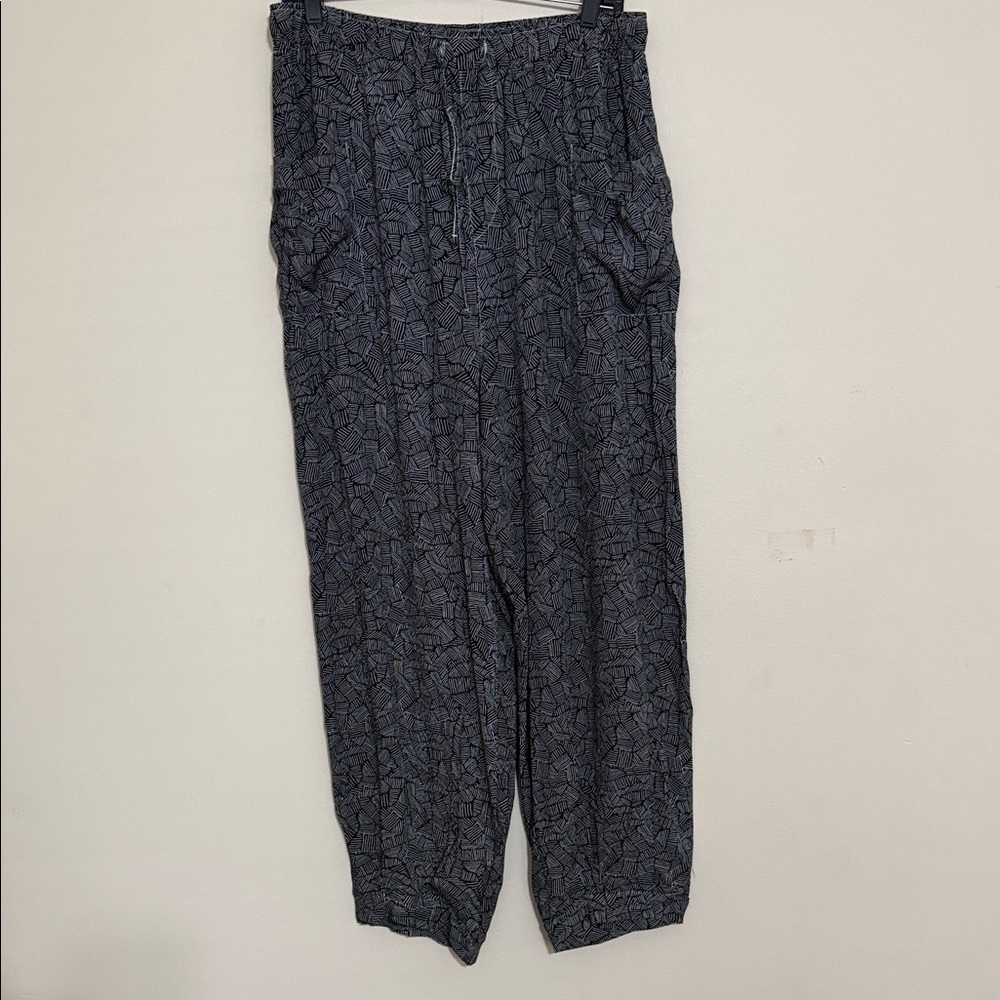 Royalty for me pant women L abstract black jogger barrel style lagenlook Y2K